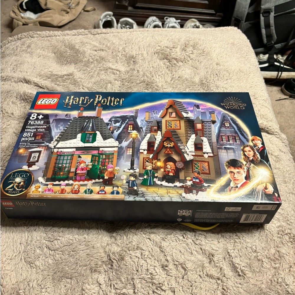 LEGO Harry Potter Hogsmeade Village Visit